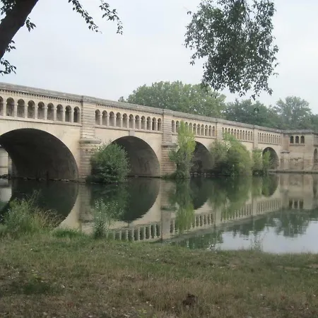 בית הארחה Domaine De Bailheron